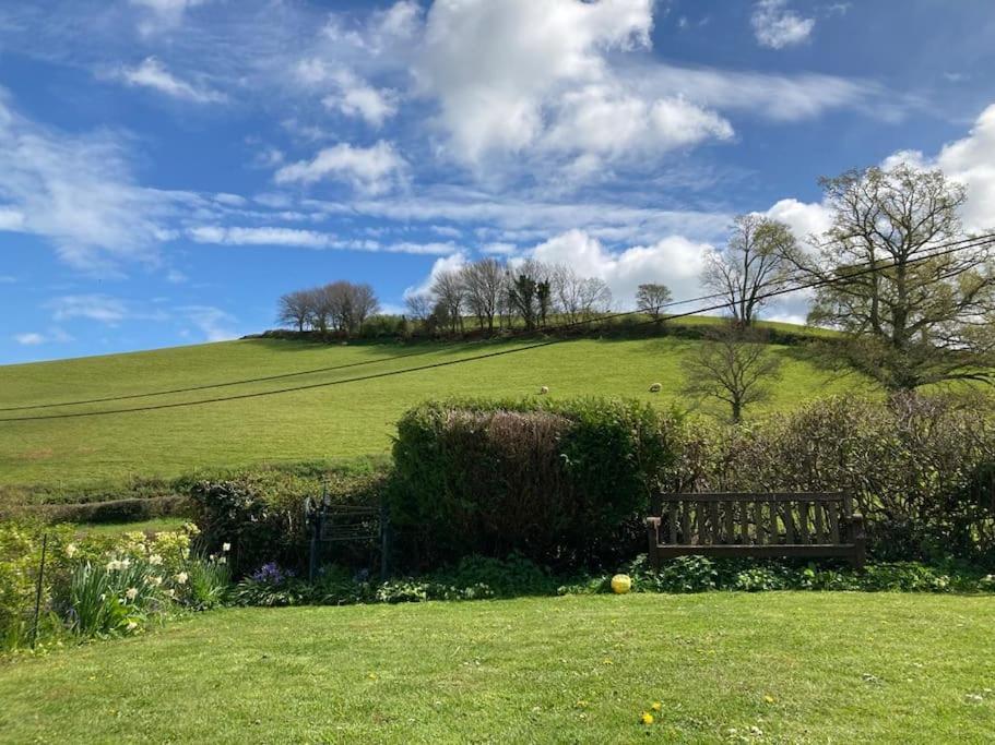 Charming Countryside Cottage Ground Floor Apartment In Combeinteignhead Devon Bishopsteignton Екстериор снимка