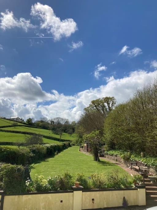 Charming Countryside Cottage Ground Floor Apartment In Combeinteignhead Devon Bishopsteignton Екстериор снимка